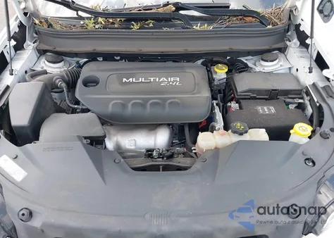 2019 Jeep Cherokee Latitude Plus 4X4 из США, поврежденный, VIN 1C4PJMLB1KD199250